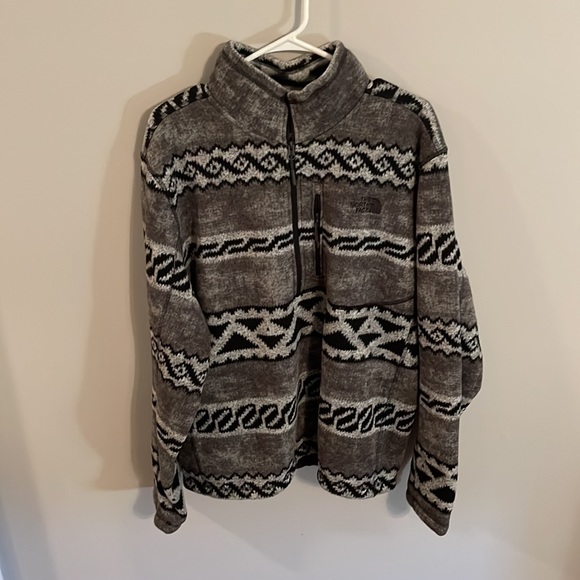 Pullover, button ups, polos, jacket - Picture 5 of 5